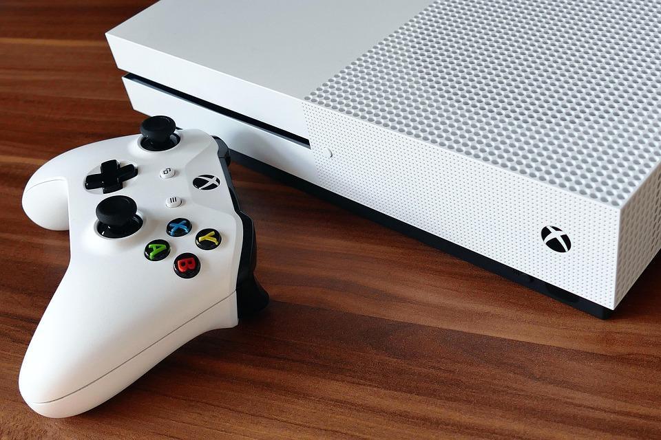 10 Essential Gaming Gadgets Every Newbie Should Own