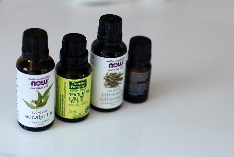 10 Essential Oils That Transform Your Healing Journey