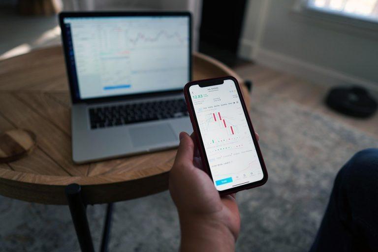 10 Essential Stock Trading Signals You Can't Ignore