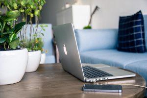 10 Must-Have Accessories for Mobile Gamers