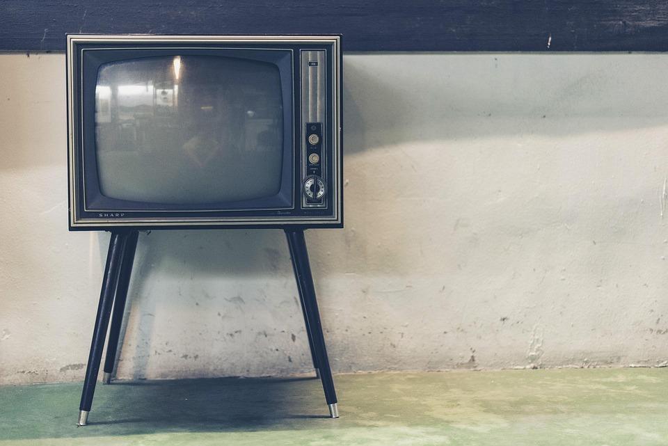 10 Must-Have Features in Your Next Smart TV
