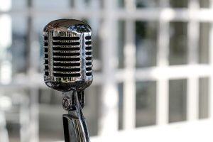 10 Must-Have Features of Smart Home Voice Assistants