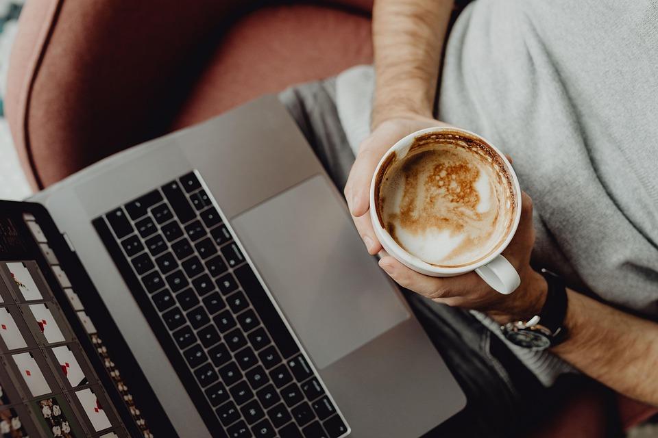 10 Must-Have Gadgets to Transform Your Home Office