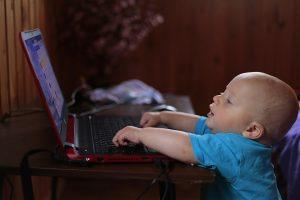 10 Must-Have Tech Gadgets Every Kid Will Love!