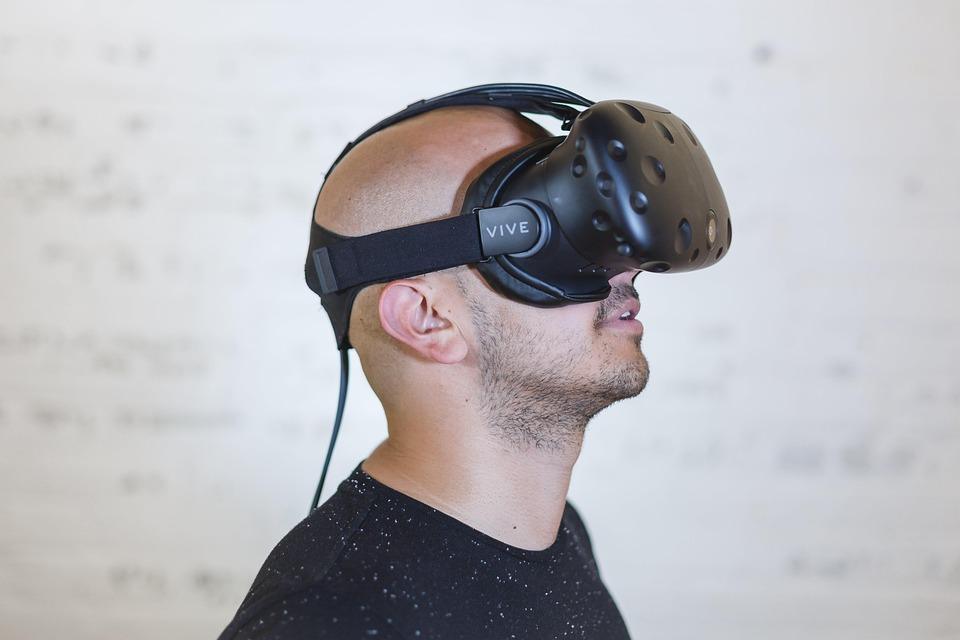 10 Must-Have VR Headsets That Will Elevate Your Gaming!