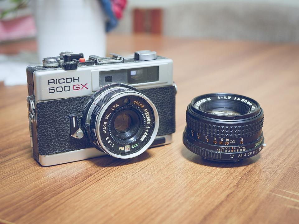 10 Retro Tech Gadgets That Are Making a Comeback