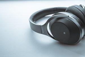 5 Reasons Noise-Cancelling Headphones Change Your Life