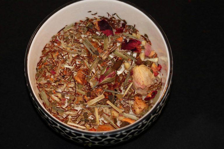 7 Herbal Teas to Boost Your Immune System Today
