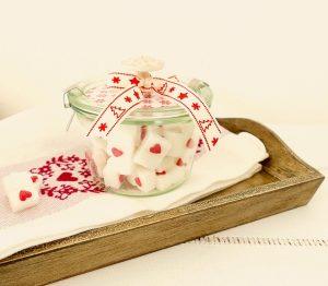 7 Herbal Teas to Naturally Regulate Blood Sugar Levels