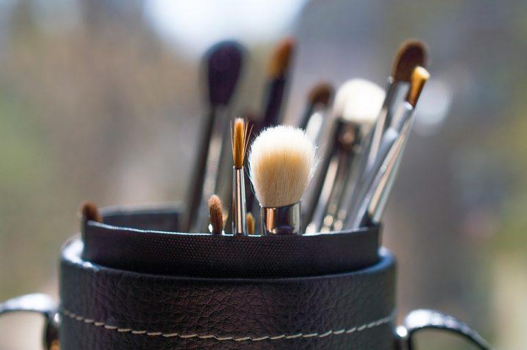 7 Proven Ways to Profit from Content Creation Today