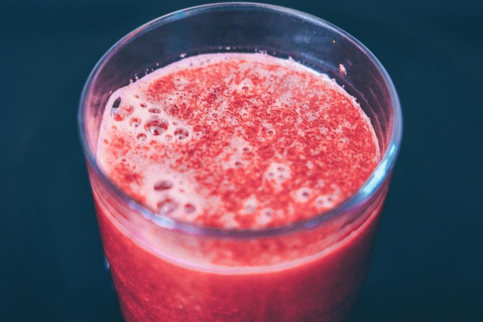 7 Simple Ways to Detox Naturally Every Day