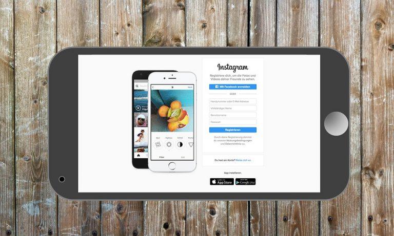7 Smart Ways to Make Money on Social Media Today