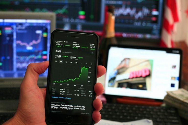 7 Stock Trading Signals You Can't Afford to Ignore