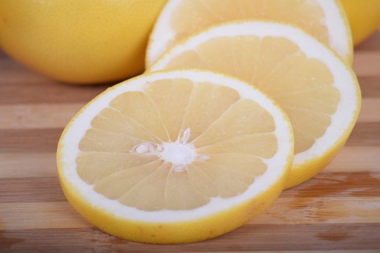 7 Surprising Benefits of Niacin for Eye Health