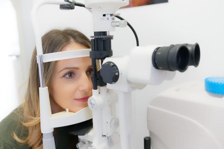 7 Surprising Ways Niacin Boosts Your Eye Health