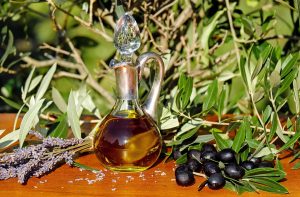 7 Natural Face Oils for Glowing Skin You Must Try
